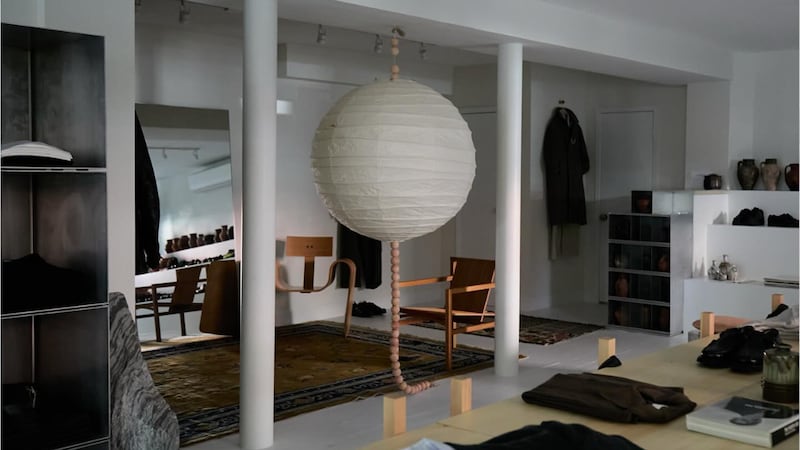 Meet the Retailers Succeeding by Ignoring the Internet