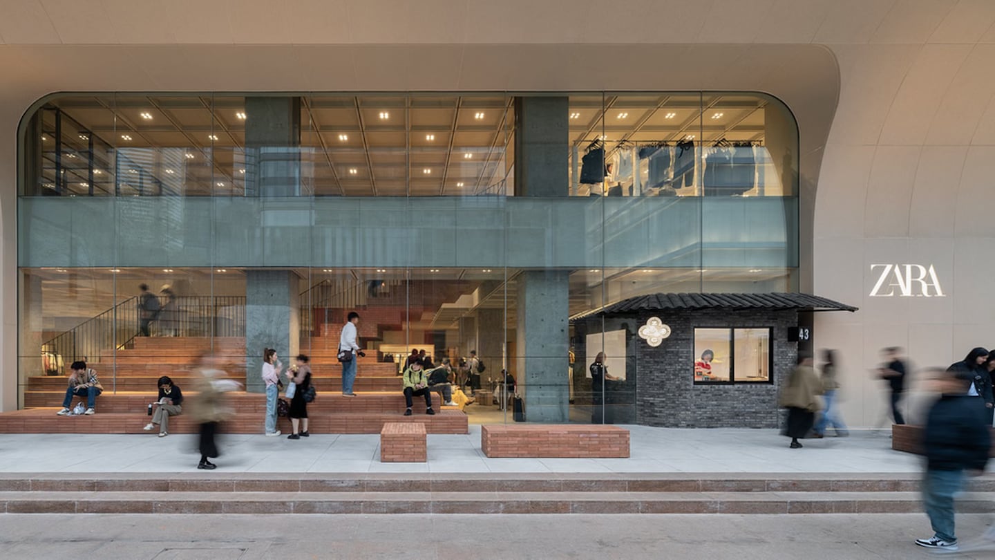 Zara's Nanjing Xinjiekou flagship store in China.